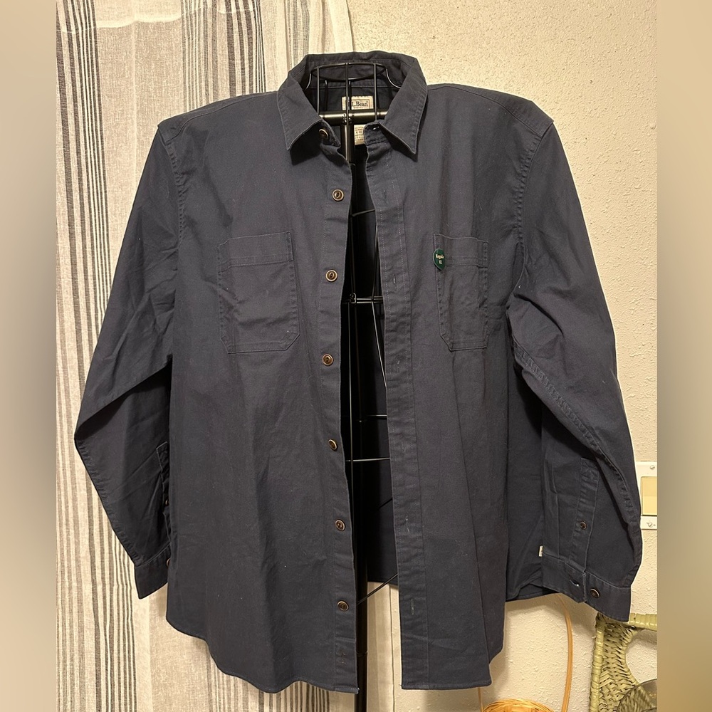 L.L. Bean Men's Dark Blue Navy Shirt Button Up Long Sleeve Shirt